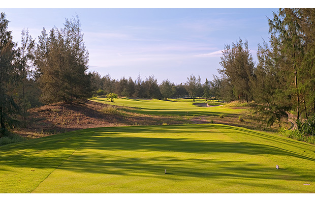 16th hole, montgomerie links, danang, vietnam