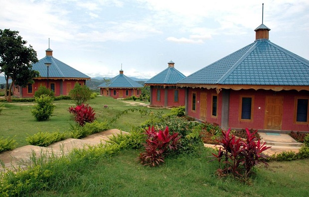 Aye Thar Yar Golf Resort exterior 2