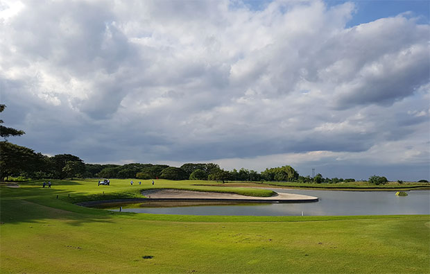 Beverly Place Golf Club Fairway