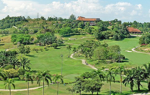 hole 1 and 18 bukit unggul country club