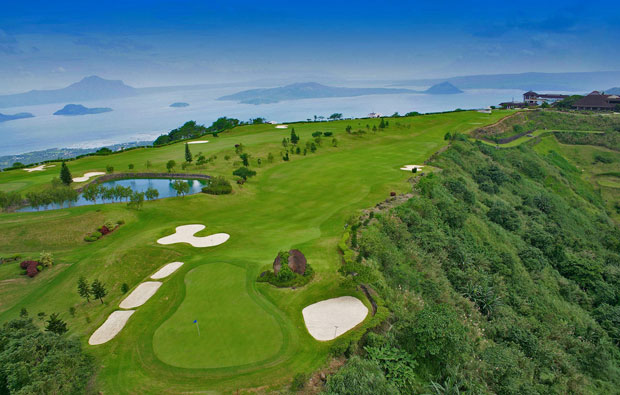 Open fairways at Tagaytay Highlands International Golf Club, Manila, Philippines