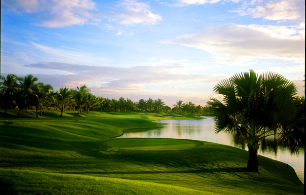 Water hazard Nilai Springs Golf Country Club