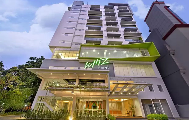 Whiz Prime Hotel Pajajaran Bogor Exterior