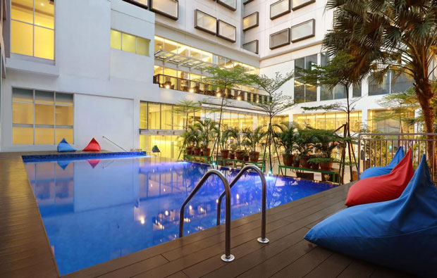 All Seasons Jakarta Pool