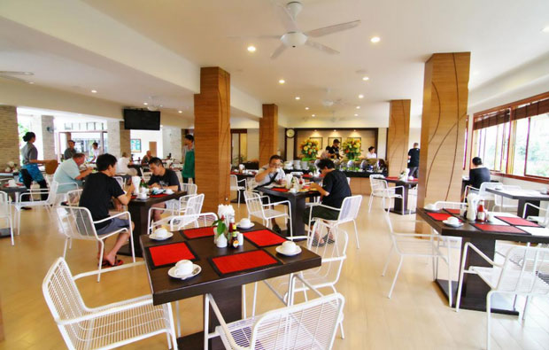 Areca Lodge Dining