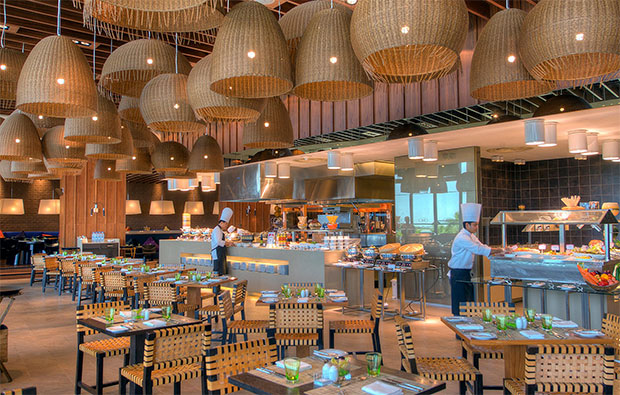 Crowne Plaza Yas Island Restaurant