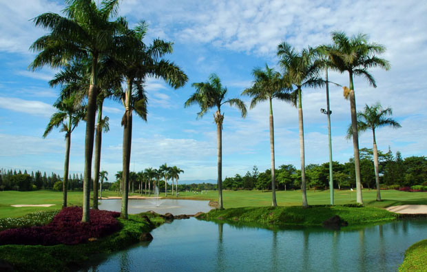 Gading Raya Padang Golf Club Water Hazards