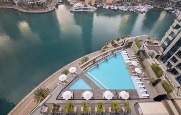 Swimming pool, Intercontinental Dubai Marina