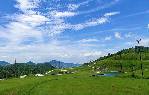 Montaña Golf Course Tee Box