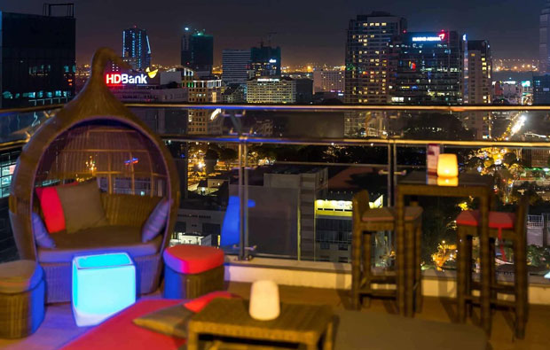 Novotel Saigon Centre Hotel Rooftop Bar