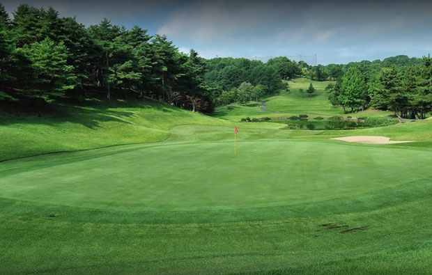 Sendai Hills Golf Club View from behind green