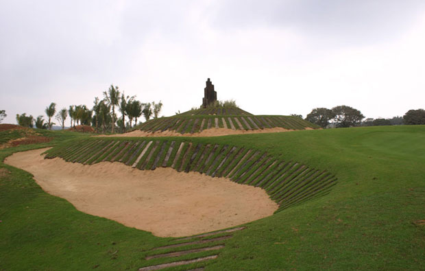 Bunker at Stone Quarry Golf Course Mission Hills