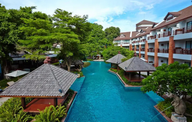 Pool, Woodlands Hotel and Resort